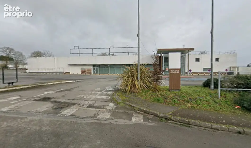Complexe Commercial de 3 560 m² - Malestroit (56) - photo 2