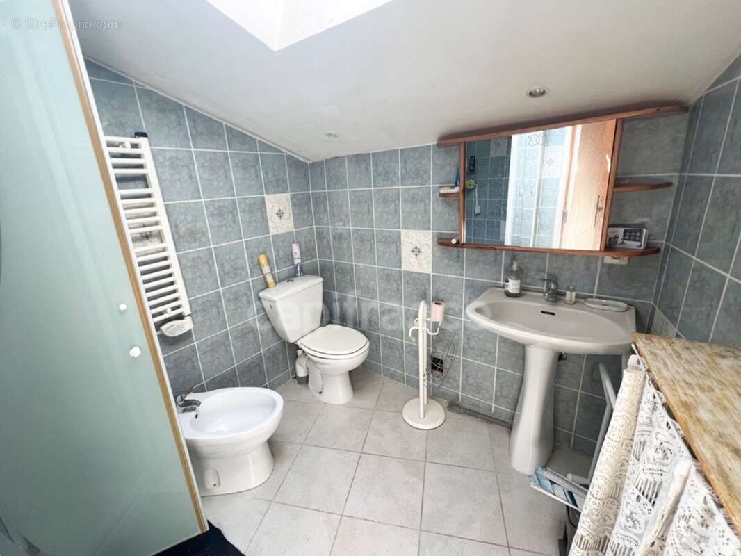 Maison à vendre à Reillanne (04110) – 152 m² – 4 chambres – Terrasse, balcon et charme provençal - photo 23
