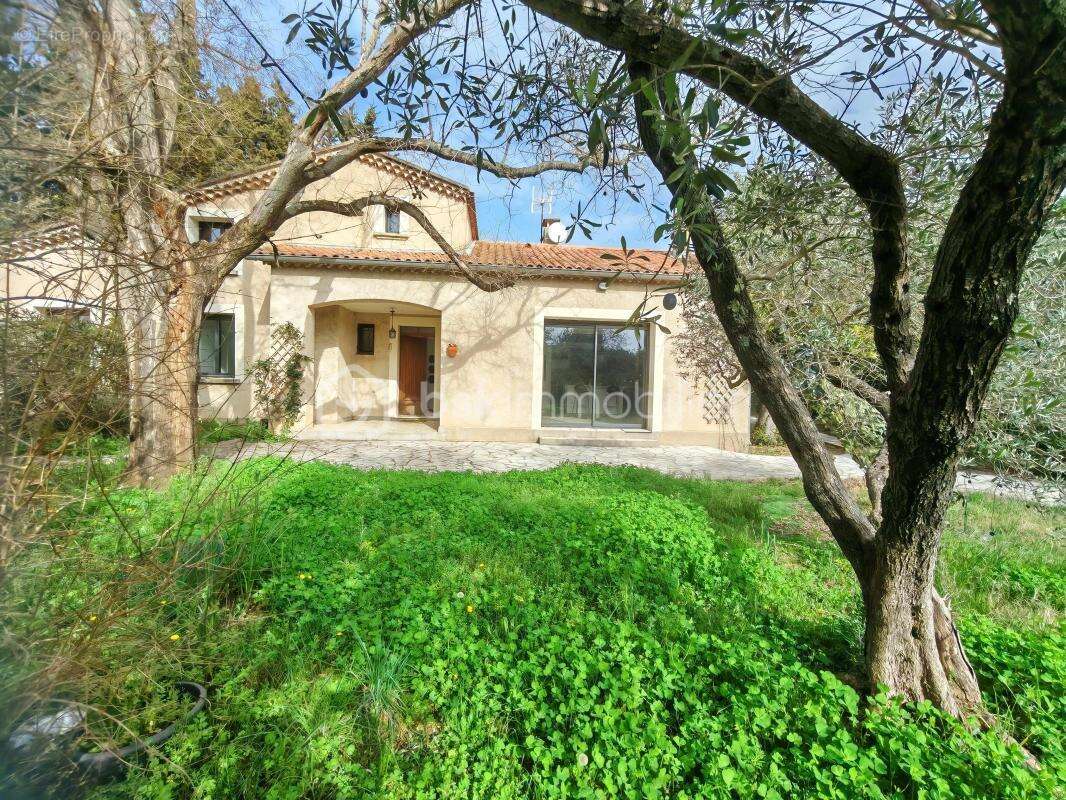 Maison à PONT-SAINT-ESPRIT