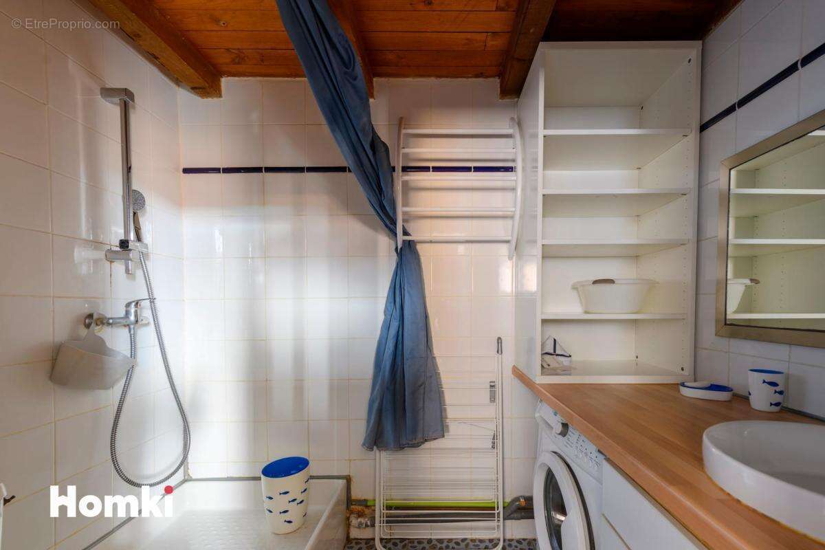 Studio mezzanine meublé de 38m2 Nîmes Centre-ville - photo 6