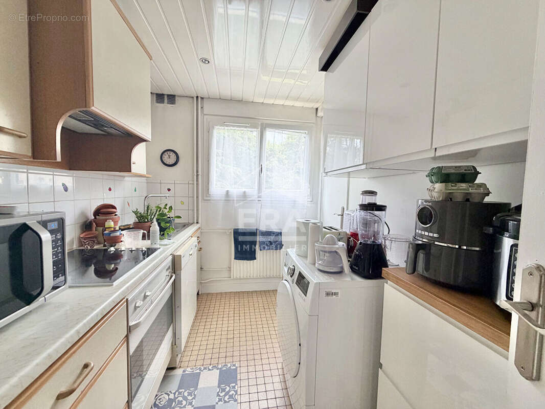 Appartement à SARTROUVILLE