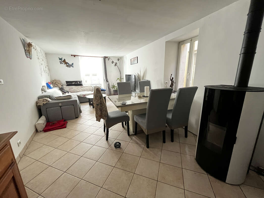 Maison à RIEUPEYROUX