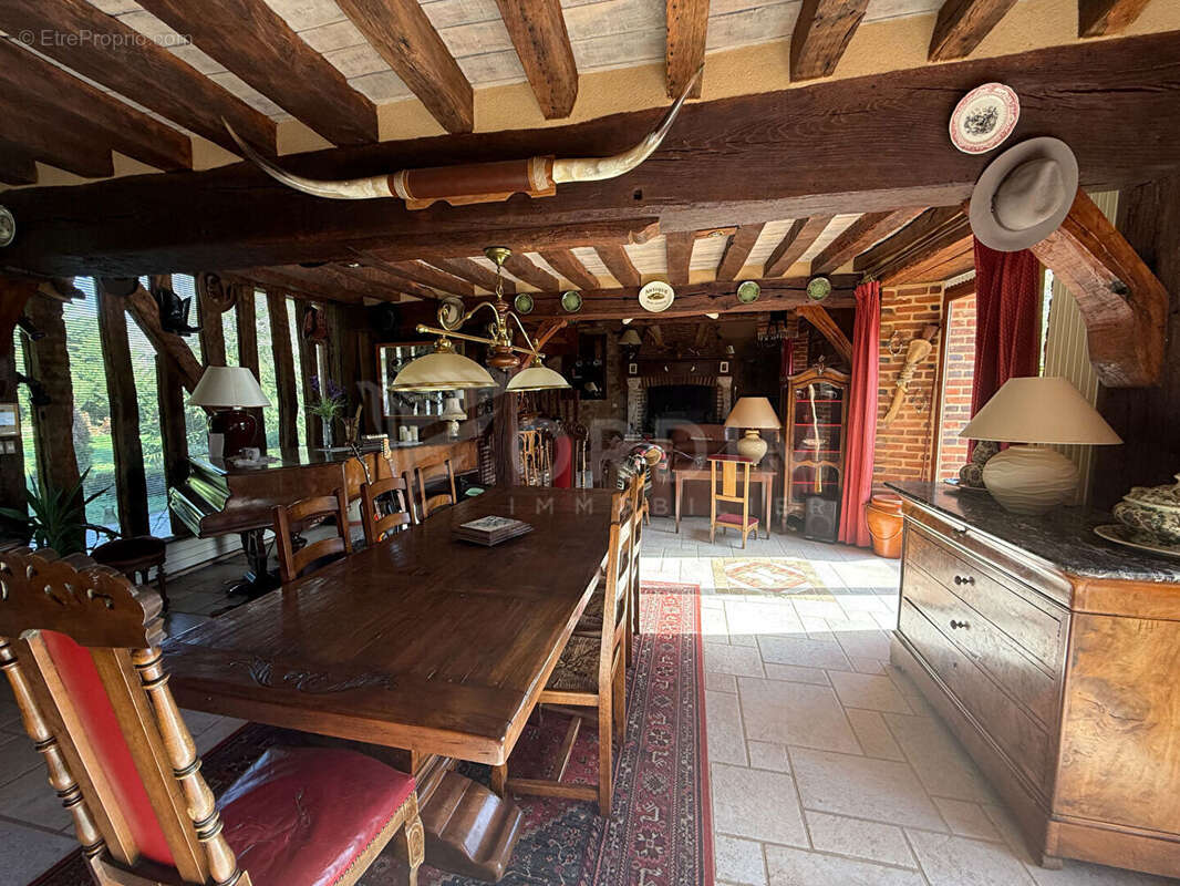 Maison à SAINT-FARGEAU
