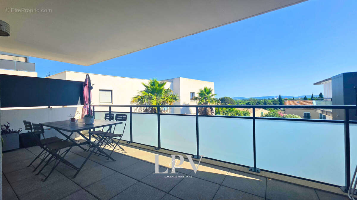 Appartement à JUVIGNAC