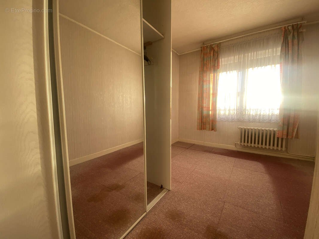 Maison à COURRIERES