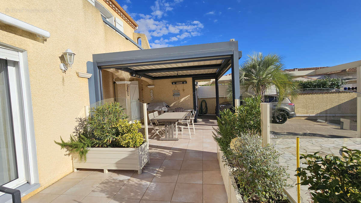 Maison à VIAS