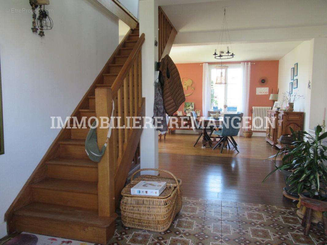 Maison à LAMOTTE-BEUVRON