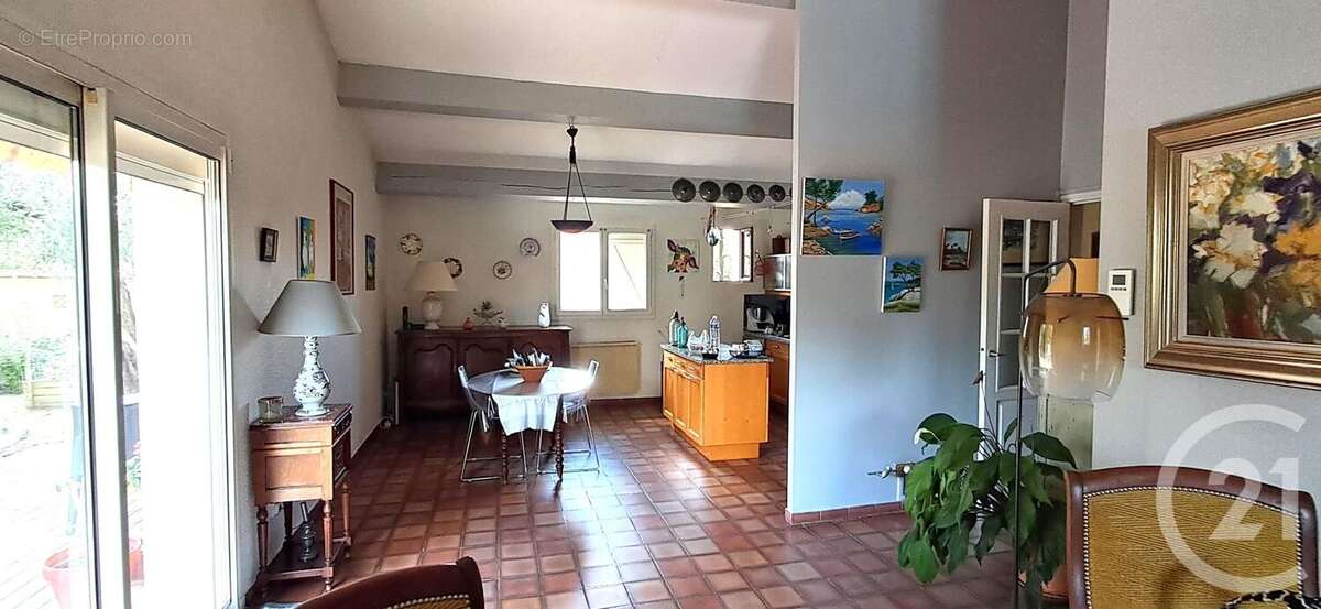 Maison à LATOUR-BAS-ELNE