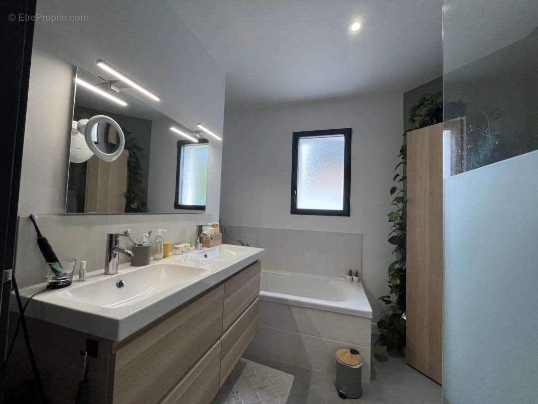 Maison à SAINT-AUGUSTIN