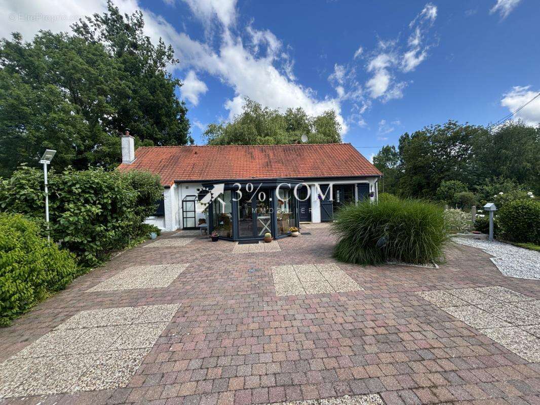 Maison à DOMPIERRE-SUR-AUTHIE