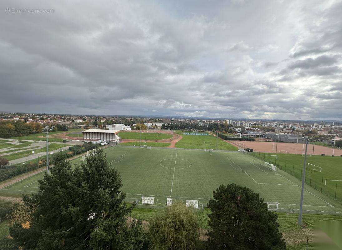 Appartement à RIORGES