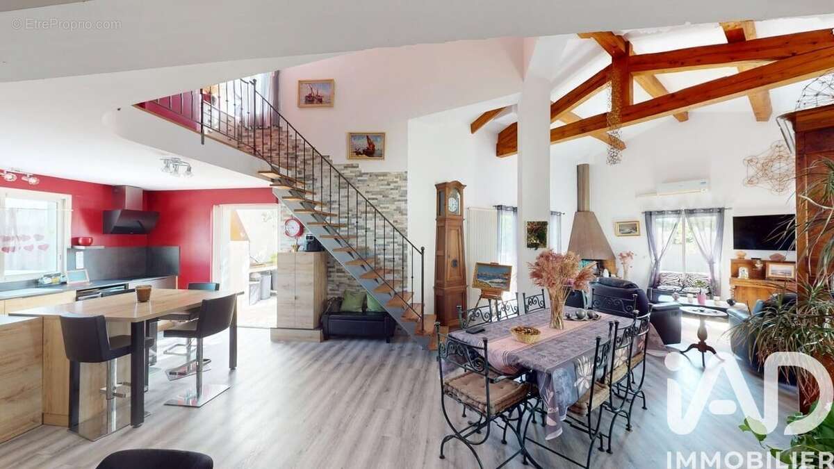 Photo 3 - Maison à PAULHAN