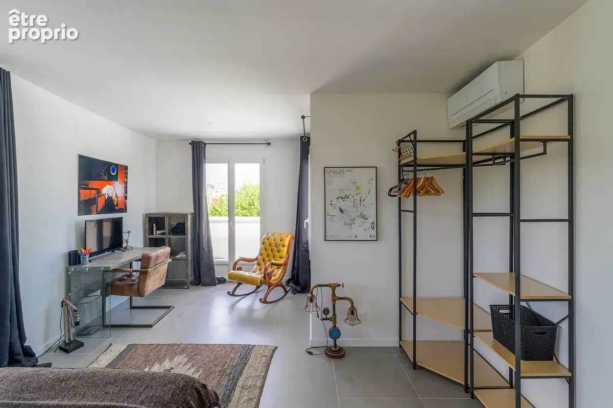 Maison familiale rénovée de 142 m2   4 chambres, jardin et terrasses - photo 17