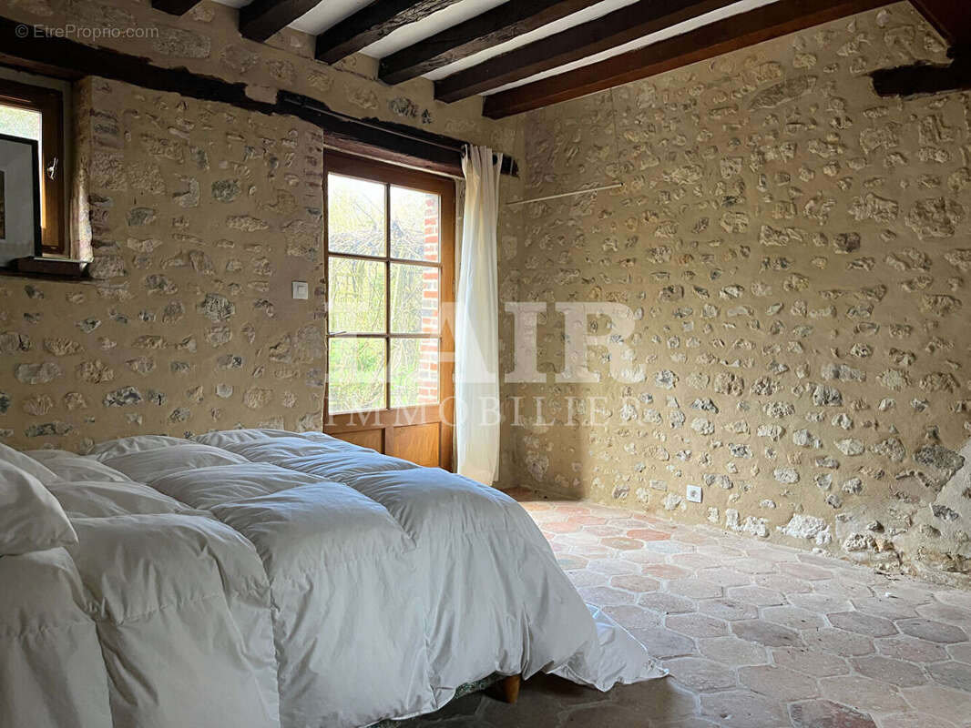 Maison à LE MELE-SUR-SARTHE