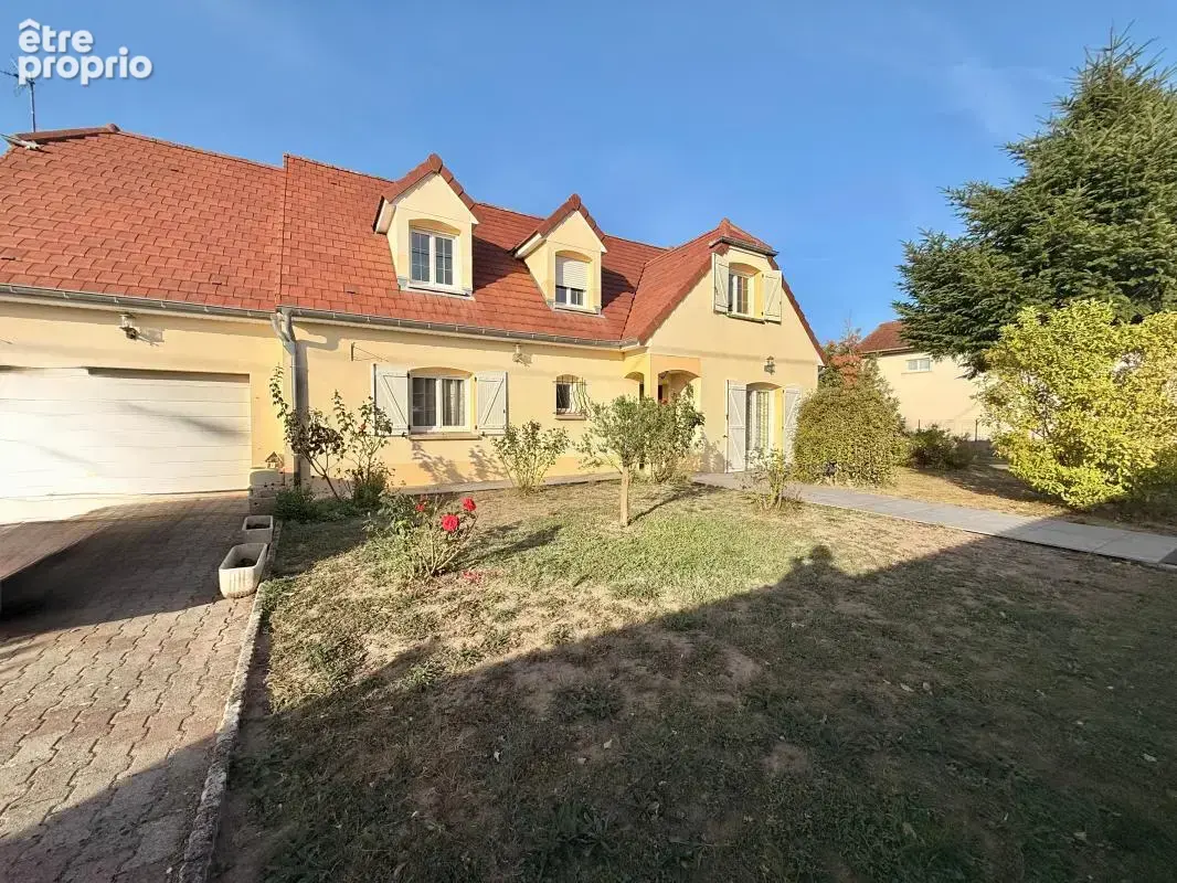 Maison à AUXONNE