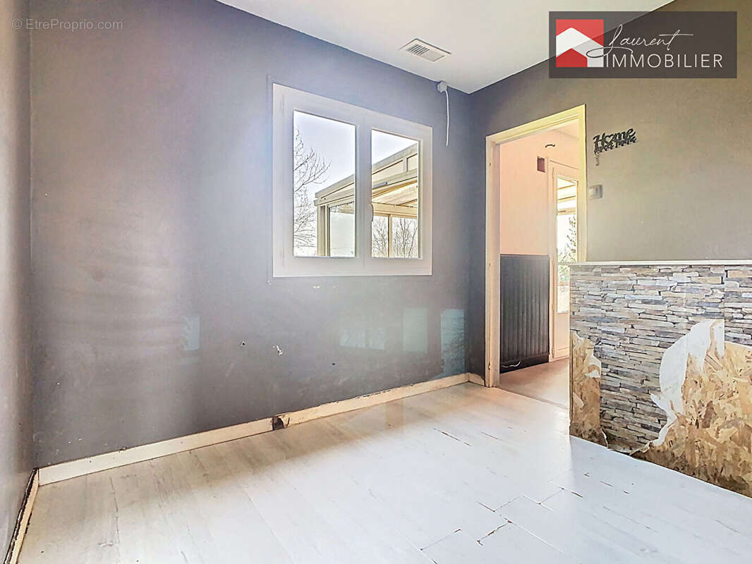 Maison à PONT-DE-VAUX