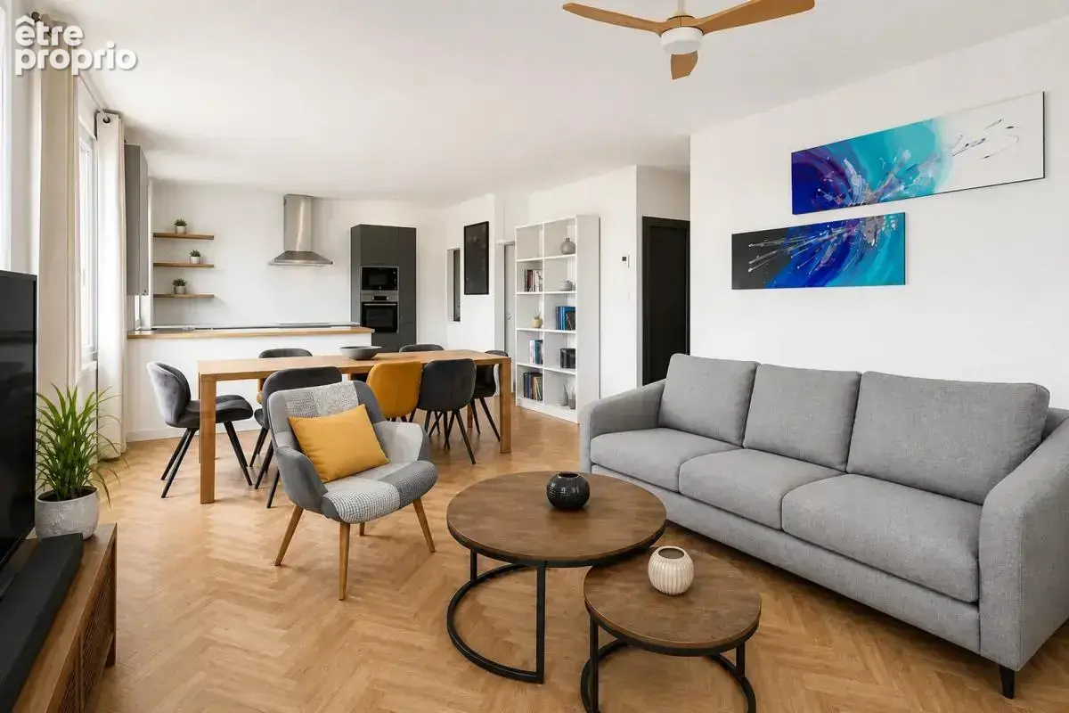 Appartement T3 - 73 m² - Saint-Genis-Laval - photo 12
