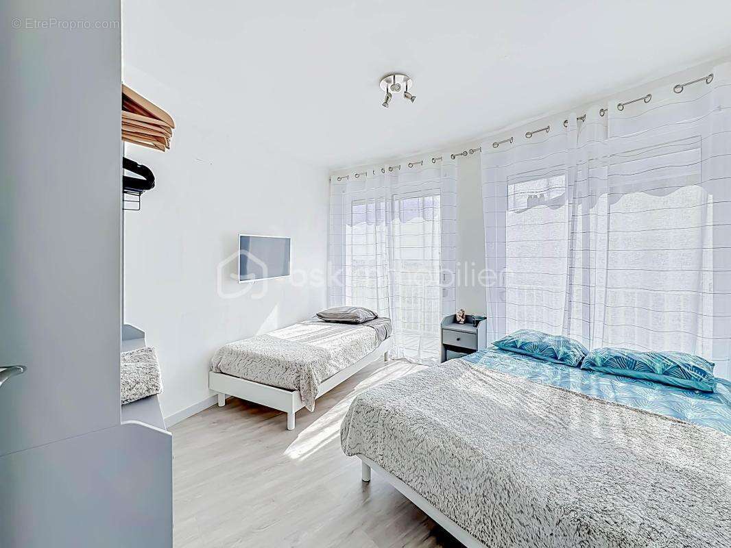 *** Magnifique appartement T3 de 67m2 avec terrasse de 15m2 VUE MER à Palavas *** - photo 15
