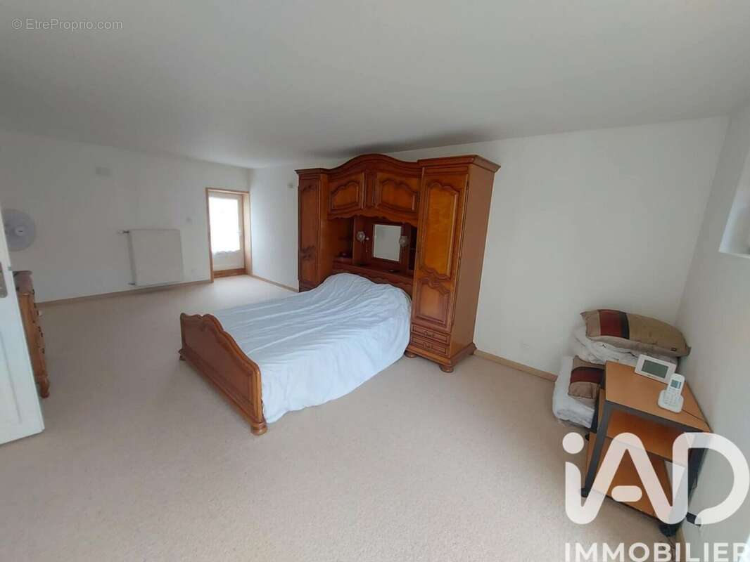 Photo 3 - Maison à BAZOGES-EN-PAREDS