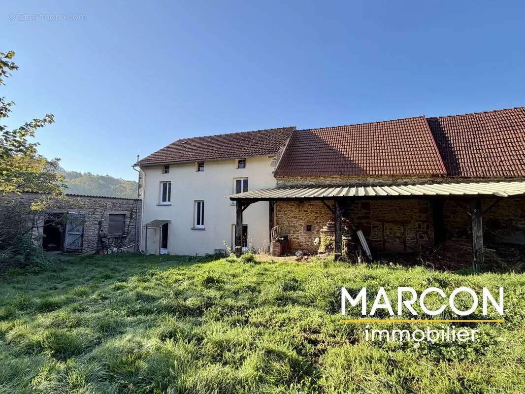 Maison à LA CHAPELLE-TAILLEFERT