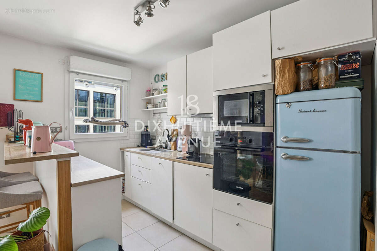 Appartement à PARIS-18E