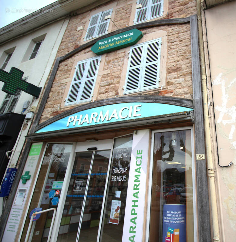 Appartement à MEZERIAT