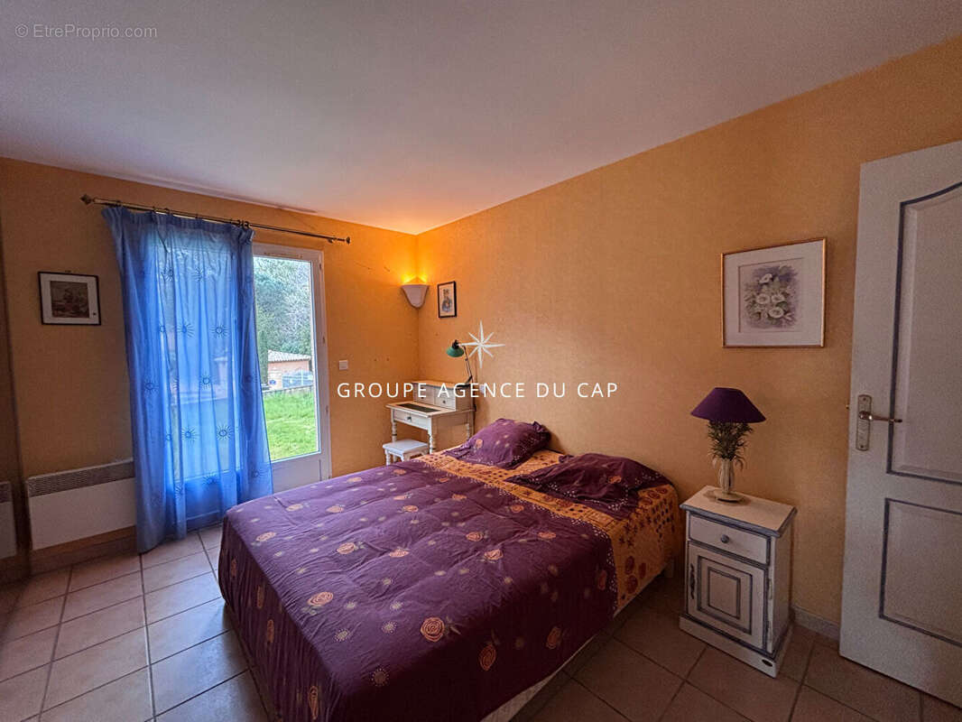 Maison à LES ISSAMBRES