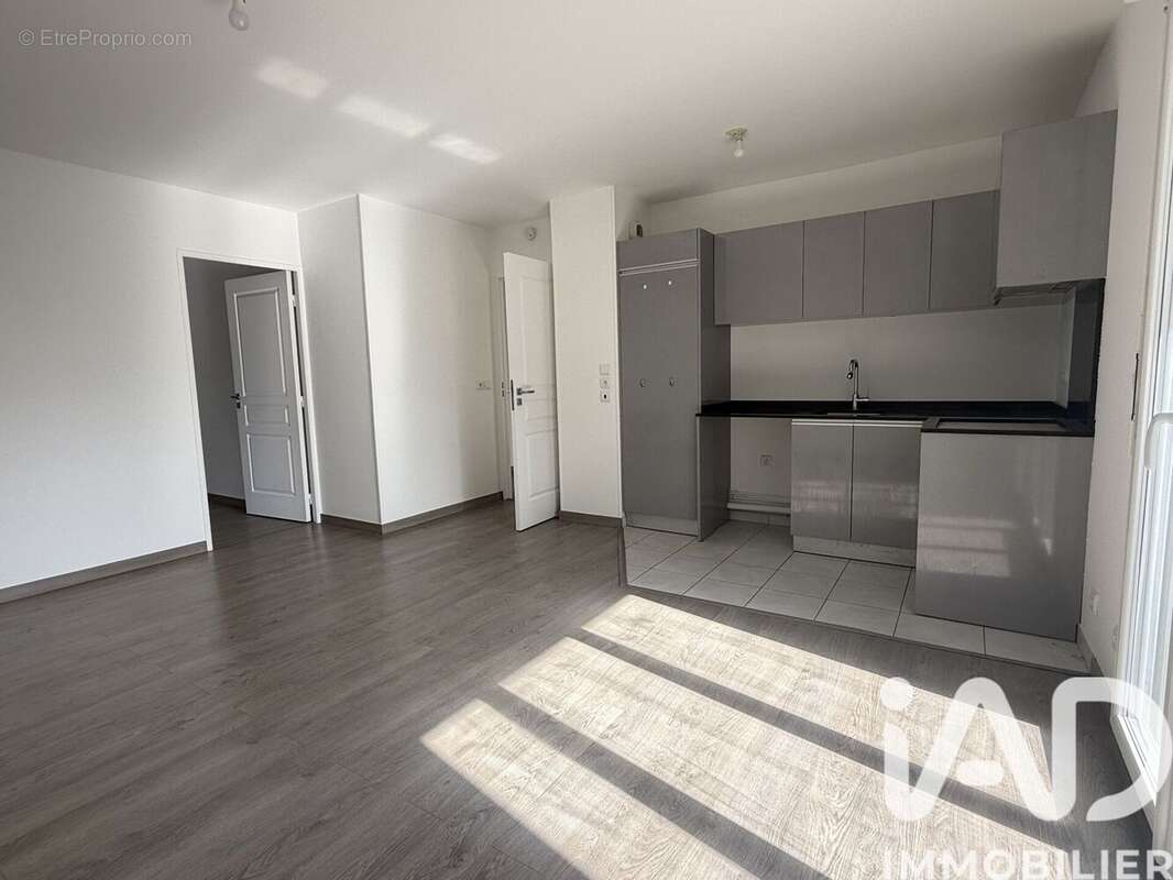 Photo 2 - Appartement à NEUILLY-PLAISANCE