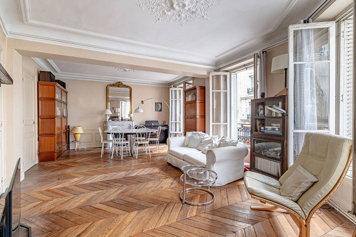 Appartement à PARIS-13E