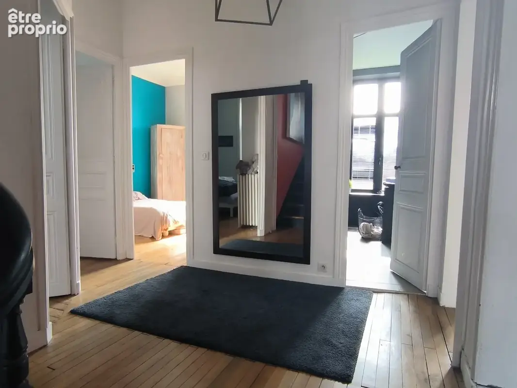 Nantes  Saint-Jacques. Hôtel particulier rénové avec double garage. 590 000 € FAI - photo 12