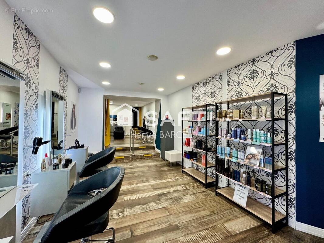 Photo 1 - Commerce à BOURGOIN-JALLIEU