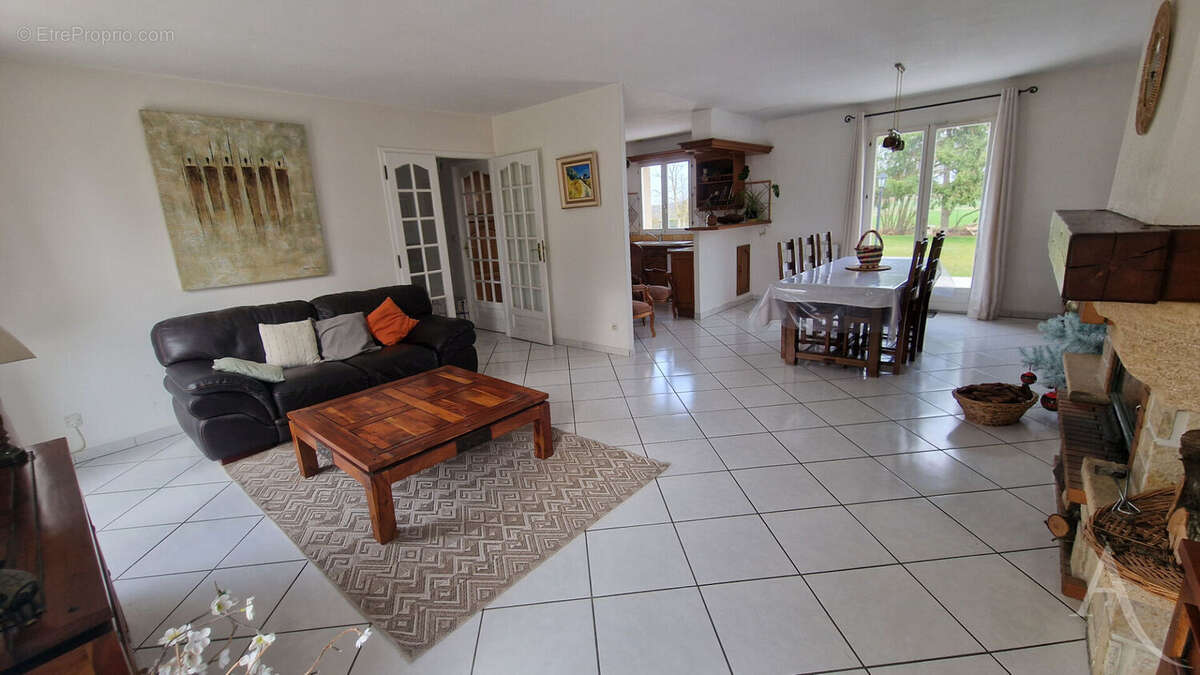 Maison à PERDREAUVILLE