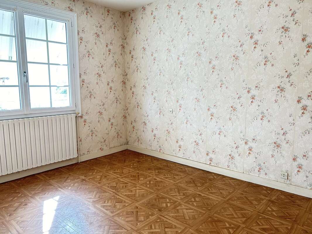 Maison à SAINT-AUBIN-LE-CLOUD