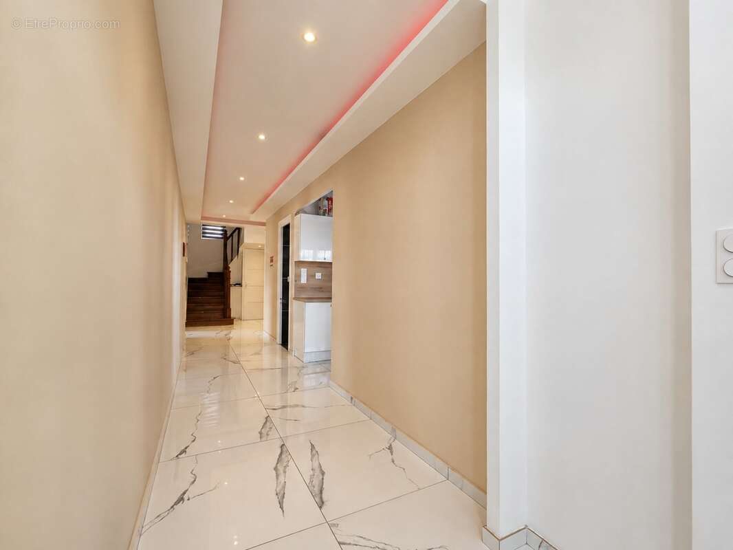 Présentation du bien : Maison 6 pièces à vendre aux ABRETS - photo 4