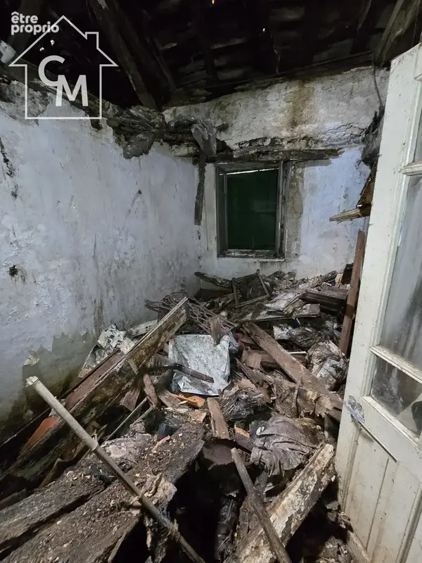 Maison à réhabiliter entièrement + parcelles de terrain - photo 6