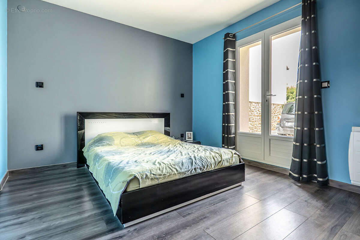 Maison - Champigny Sur Marne - 6 pièces 117 m2 - photo 8