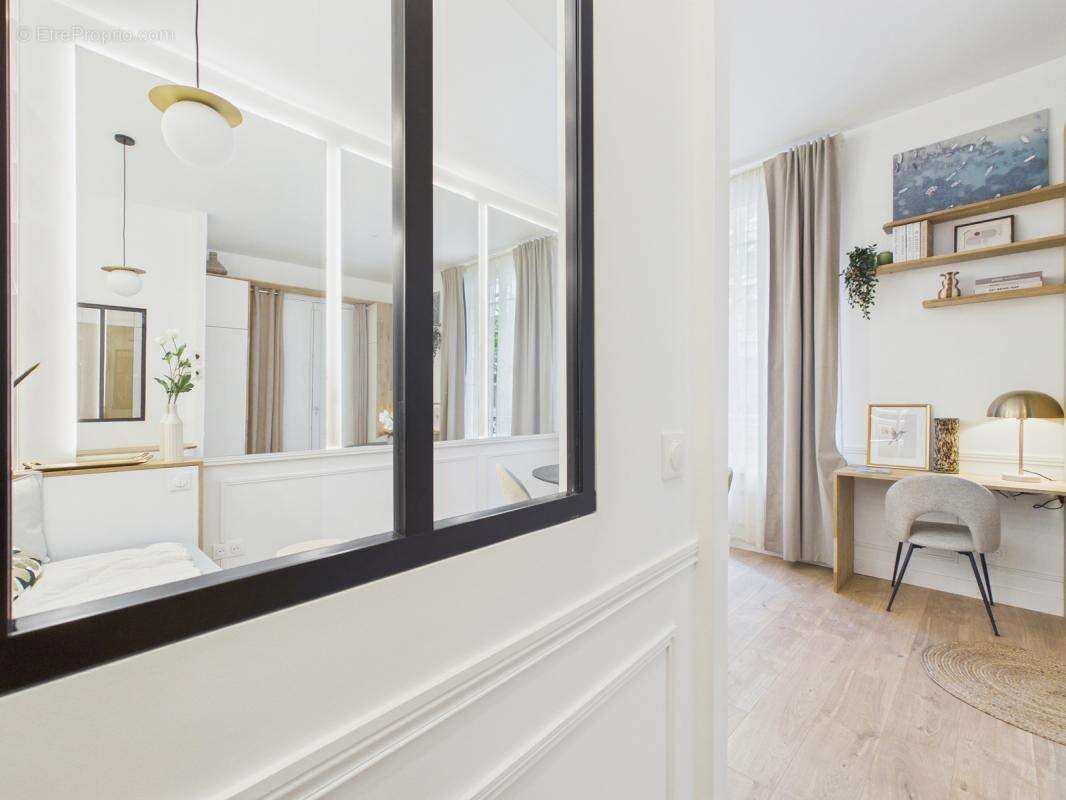 Appartement à PARIS-15E