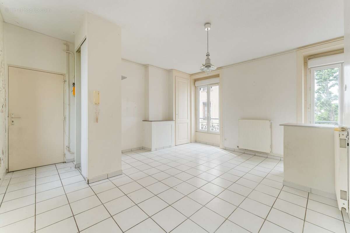 Appartement 61 m² à Oullins  - photo 5