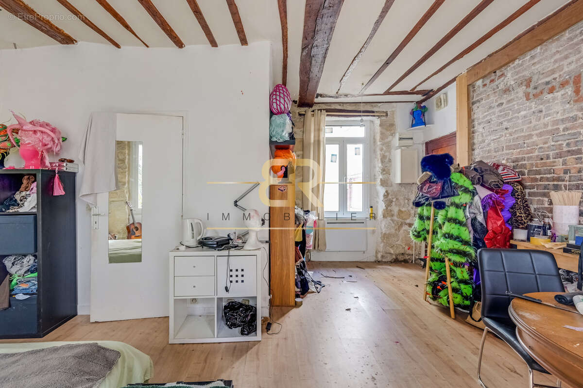 Calme / jardin 35m2 / belle hauteur sous plafond - photo 5