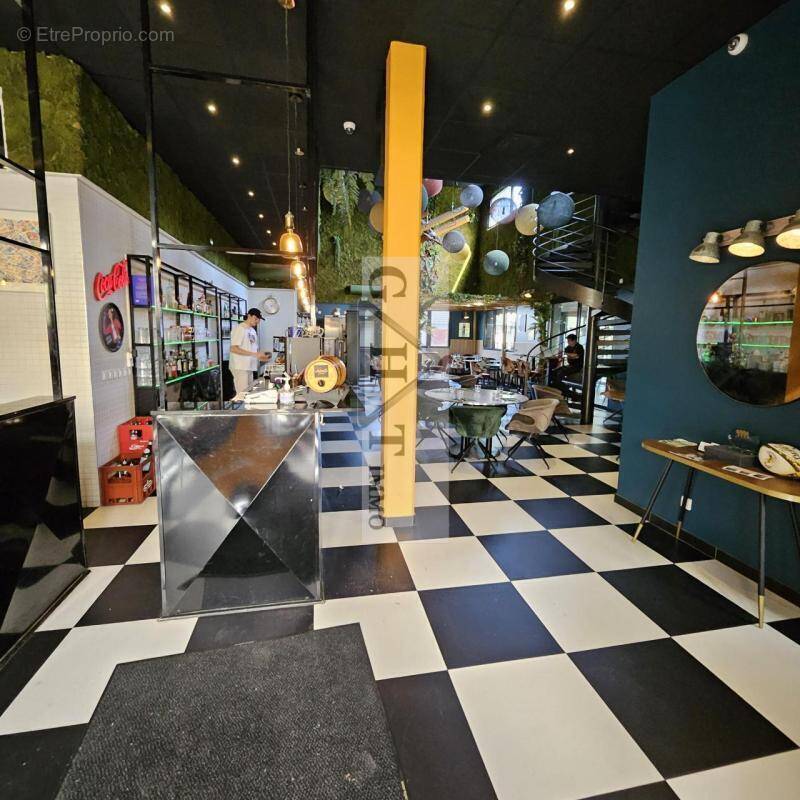 Appartement à VERRIERES-LE-BUISSON