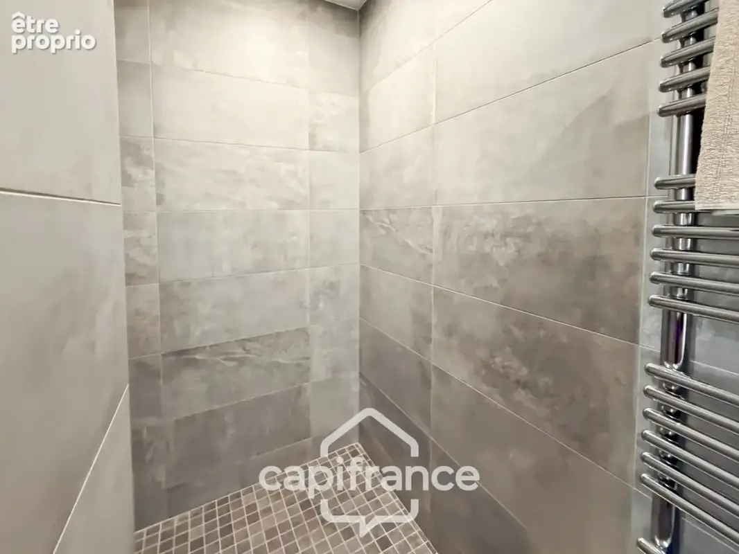 Appartement à vendre 4 pièces HYERES (83) - 147m2- 4ème et dernièr Etage- Accès direct GARAGE - photo 37
