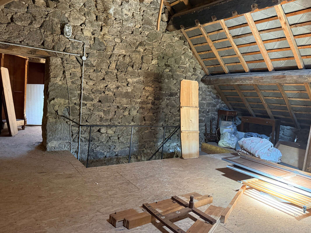 Maison à CHARENSAT