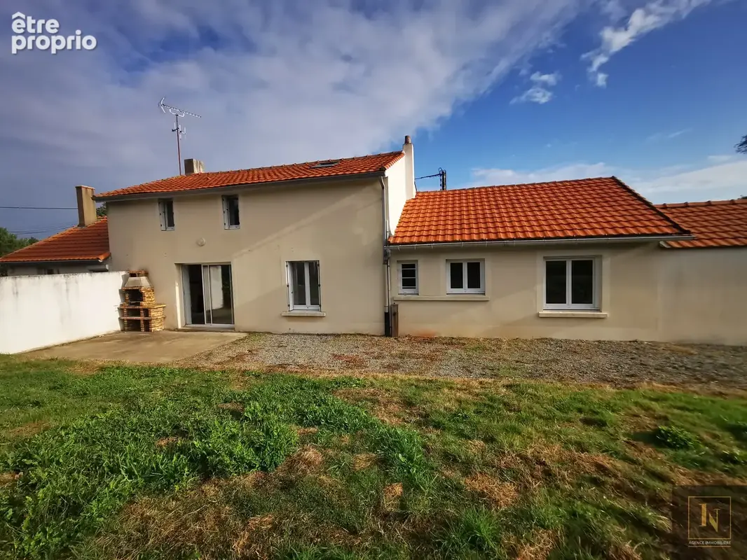 LOT 2 MAISONS : T5 + T2 avec jardins - photo 2