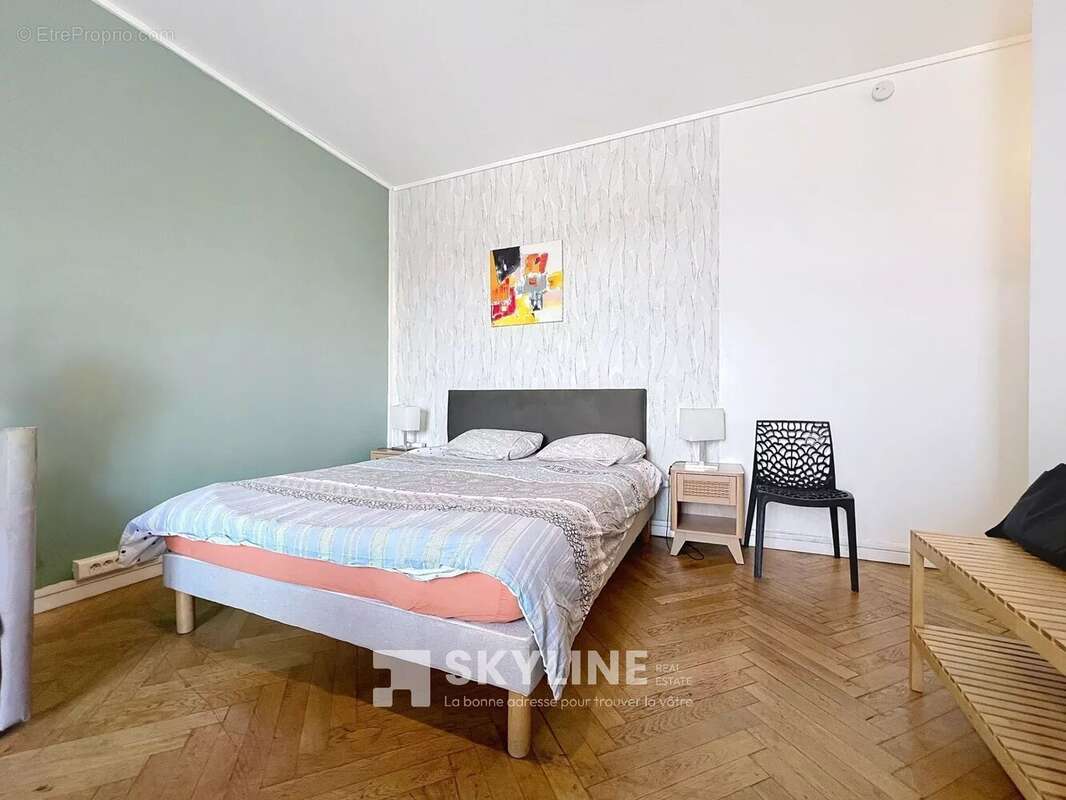 Appartement à MARSEILLE-2E