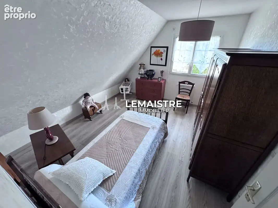 Maison à vendre - Goderville centre - 141 m² - 4 chambres - Vie de Plain-pied - Jardin - Sous-sol - photo 17