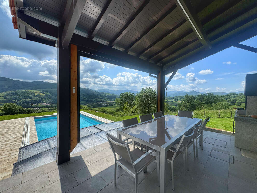 Maison à SAINT-JEAN-PIED-DE-PORT