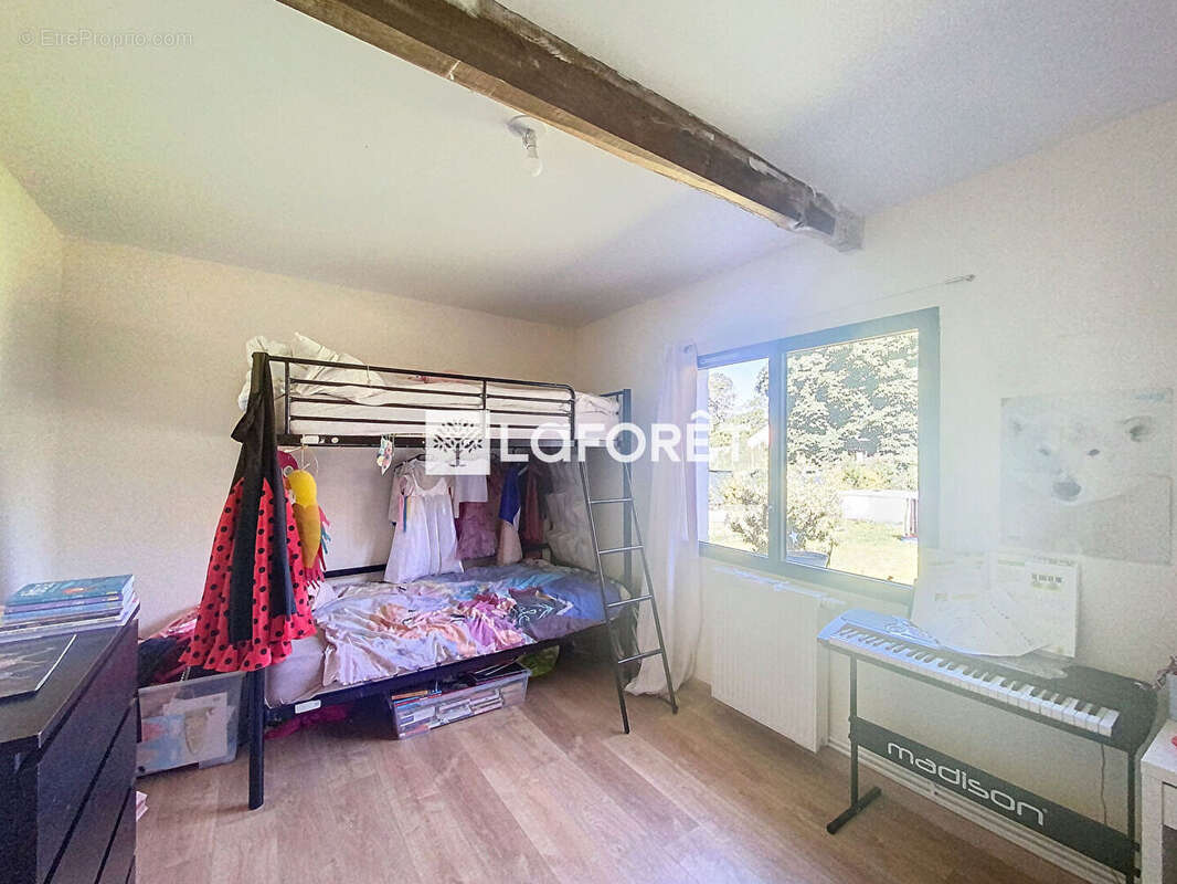 Maison à CRUCEY-VILLAGES