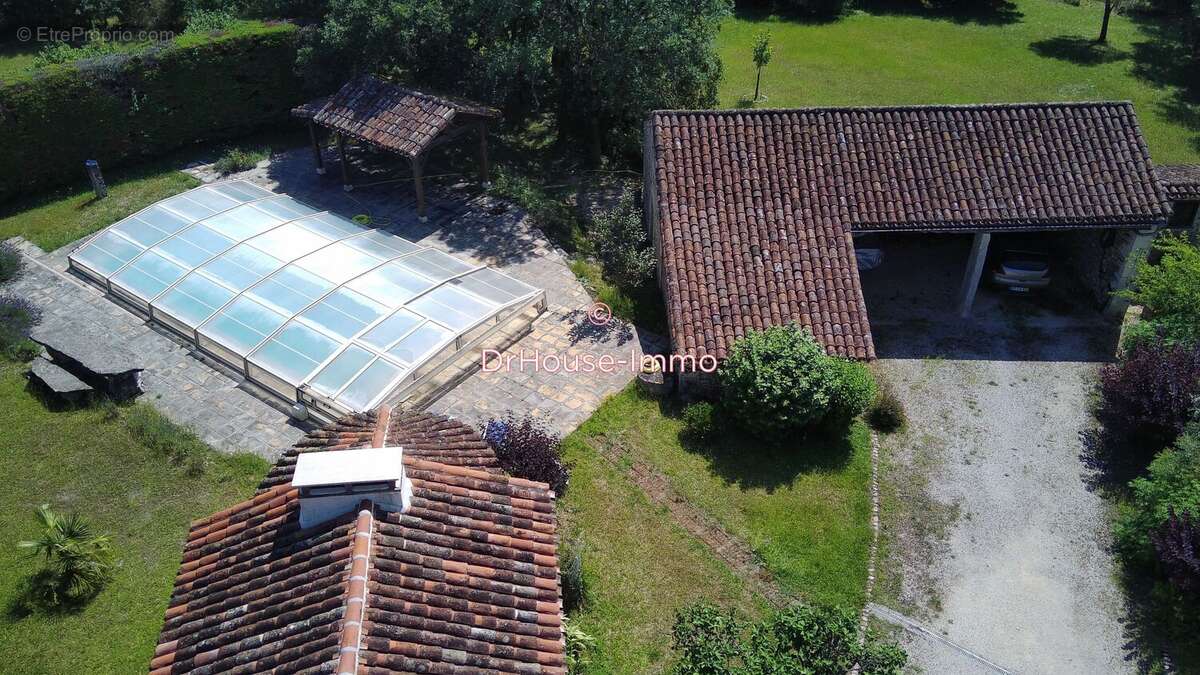 Maison à CREMPS