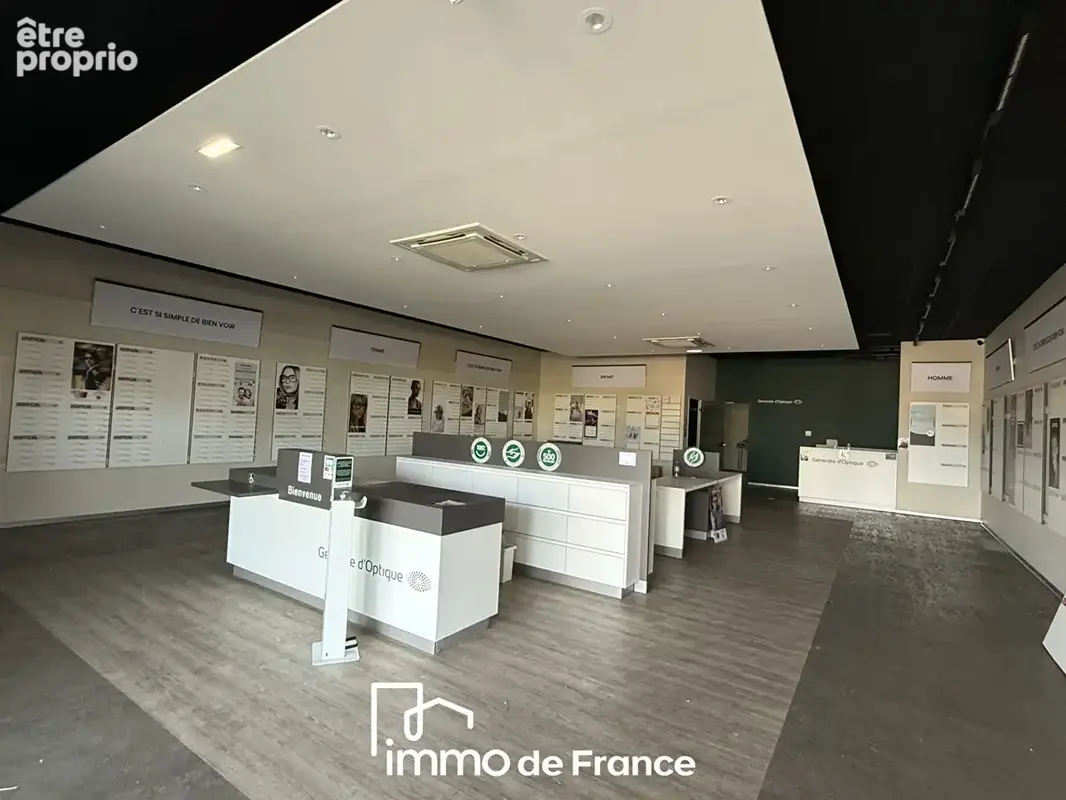 Local commercial - L'Estreniol -162.98 m2 - photo 2