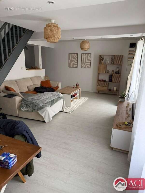 Maison à Beauvais (60000) - photo 7